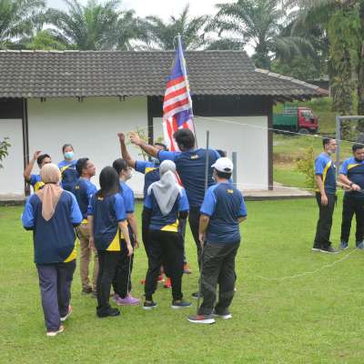 Flag Raising 02